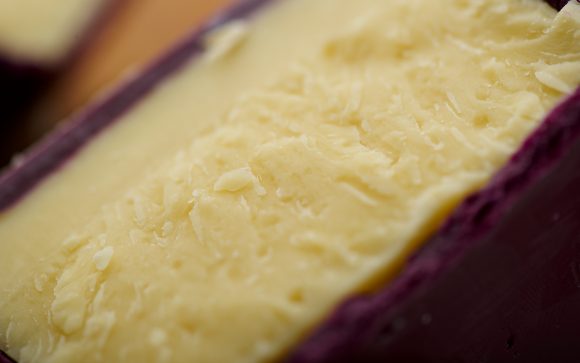 Godminster Bruton Beauty Cheddar 200g - Image 2