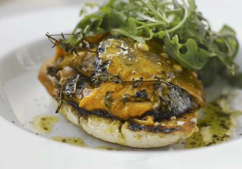 Grilled cheesy mushrooms with Red Leicester Cheese Recipe