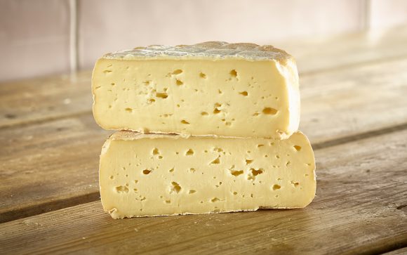 Buy Golden Cenarth Creamy, Welsh Cheese at Pong Cheese