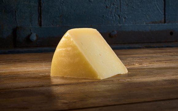 Buy Pecorino Toscano DOP