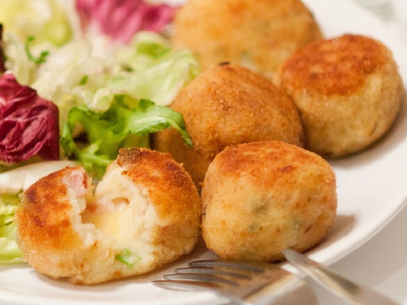 Croquettes with Lancashire Cheese and Bacon Pong Cheese