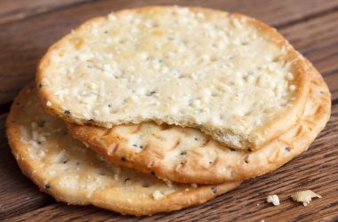 Cheese crackers