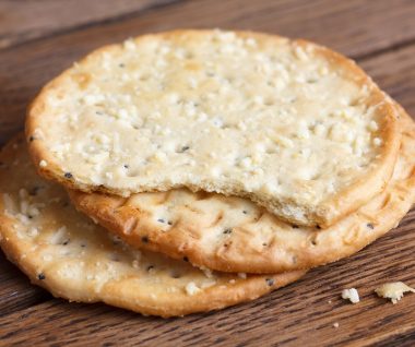 Cheese crackers