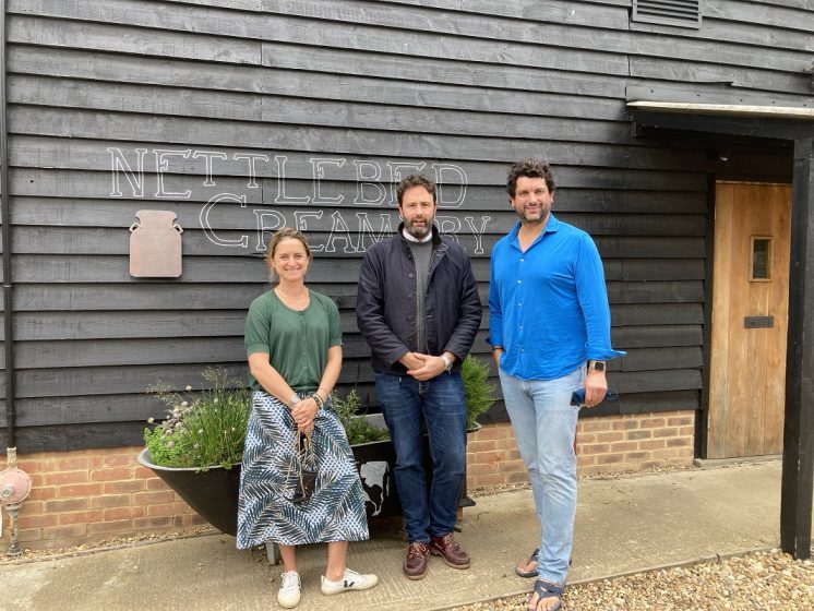 Pong Cheese visits Nettlebed Creamery