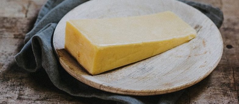 Quicke Clothbound Cheddar