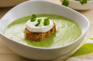 Watercress & celeriac soup with goat’s cheese croutons