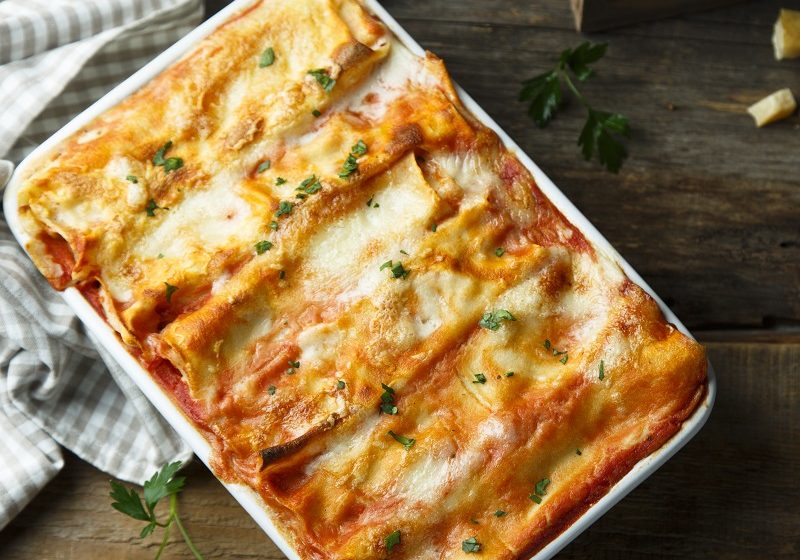 Traditional cheese lasagna