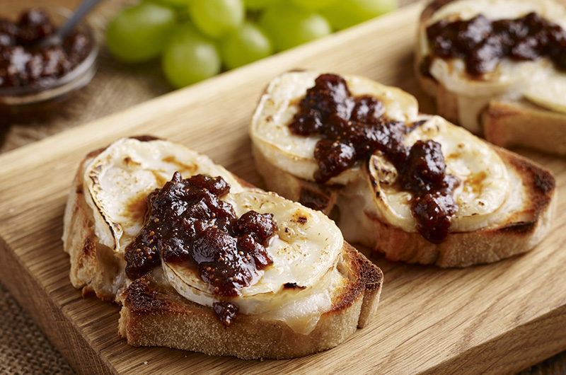 Tracklements Sauces and Chutneys Cheese Accompaniments