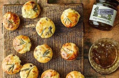 goats' cheese mini muffins