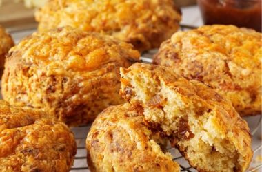 Chutney and Cheese Scones