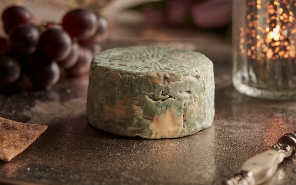 Perl Las Blue Cheese Welsh Cheese Stilton Fine Cheese