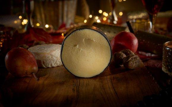 Pong Extraordinary Cheddar Cheese Christmas Cheese Gift Pong Cheese Christmas Cheeseboard Gift Ideas
