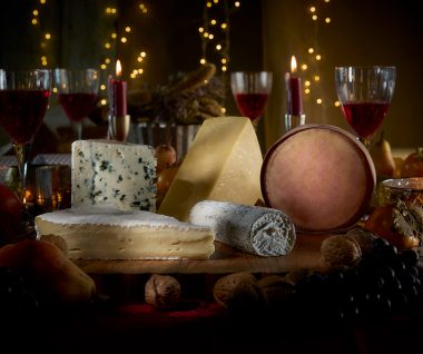 The Banquet Christmas Cheese Box Christmas Cheese Gift Pong Cheese Christmas Cheeseboard Gift Ideas