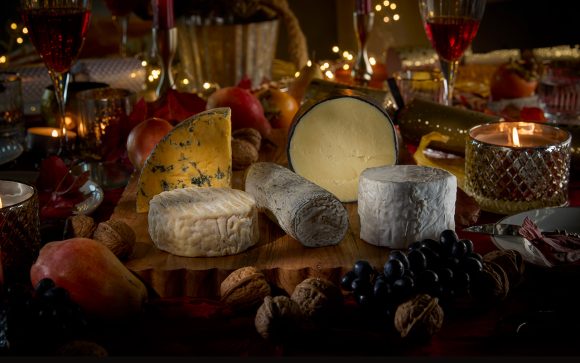 The Feast Christmas Cheese Box Christmas Cheese Gift Pong Cheese Christmas Cheeseboard Gift Ideas